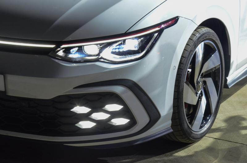 Volkswagen Golf anh 3