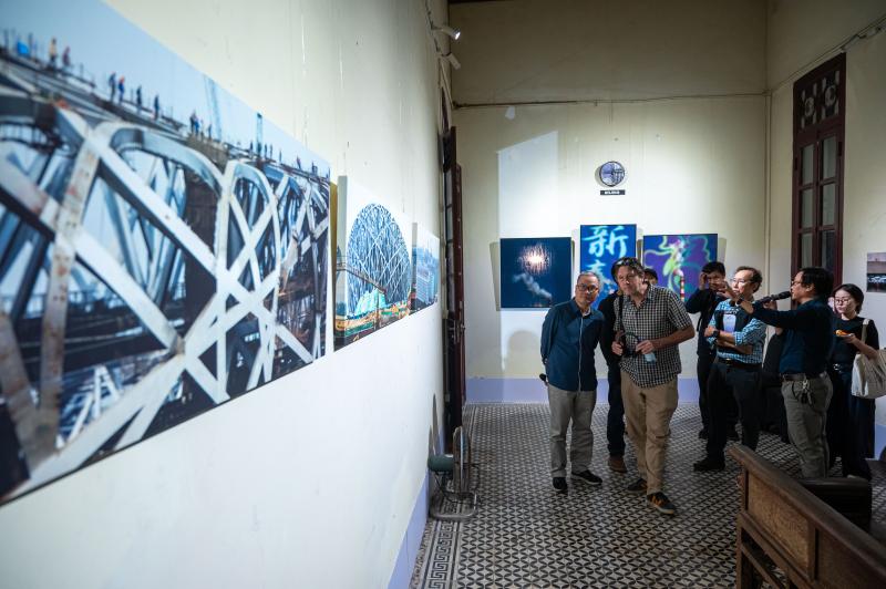 Hanoi photo,  trien lam Hang Buom,  van hoa Ha Noi,  su kien nhiep anh,  ky uc thanh pho,  nghe thuat thi giac,  Vien Phap Viet Nam,  UNESCO Ha Noi,  le hoi hinh anh anh 6