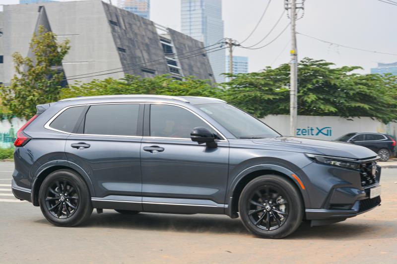 lop chuyen dung anh 1