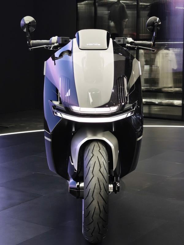 Honda PCX anh 2