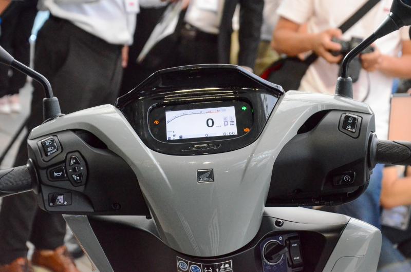 Honda SH160i anh 10