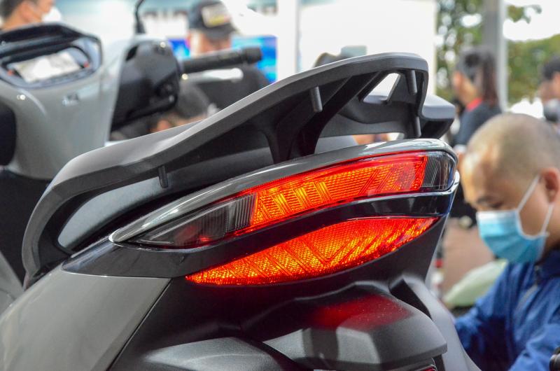 Honda SH160i anh 9