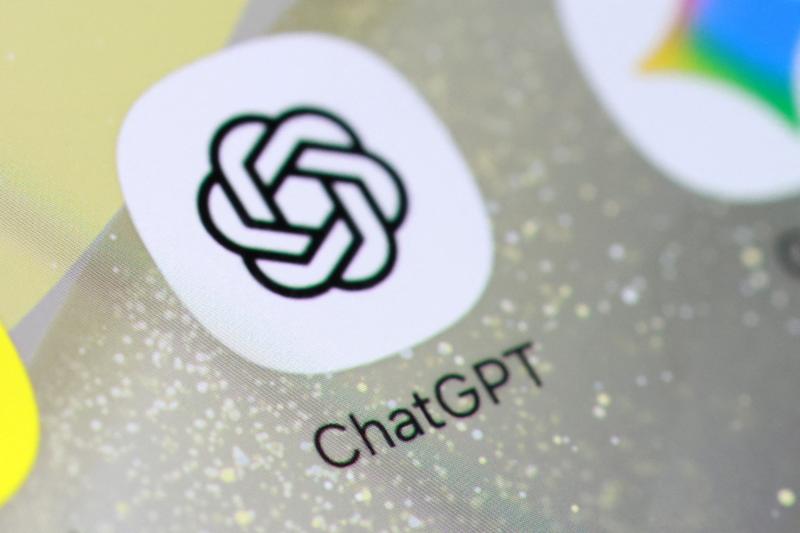 OpenAI,  lo 12 ty USD,  Microsoft,  tai chinh OpenAI,  thua lo ky luc,  dau tu OpenAI,  bao cao tai chinh anh 2