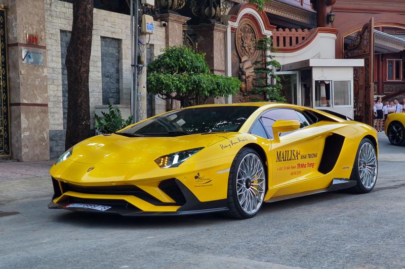 hoang kim khanh,  mailisa,  sieu xe,  ferrari,  lamborghini,  nguyen quoc vu,  doan di bang,  ngan collagen,  ngan 98,  luong bang quang anh 4