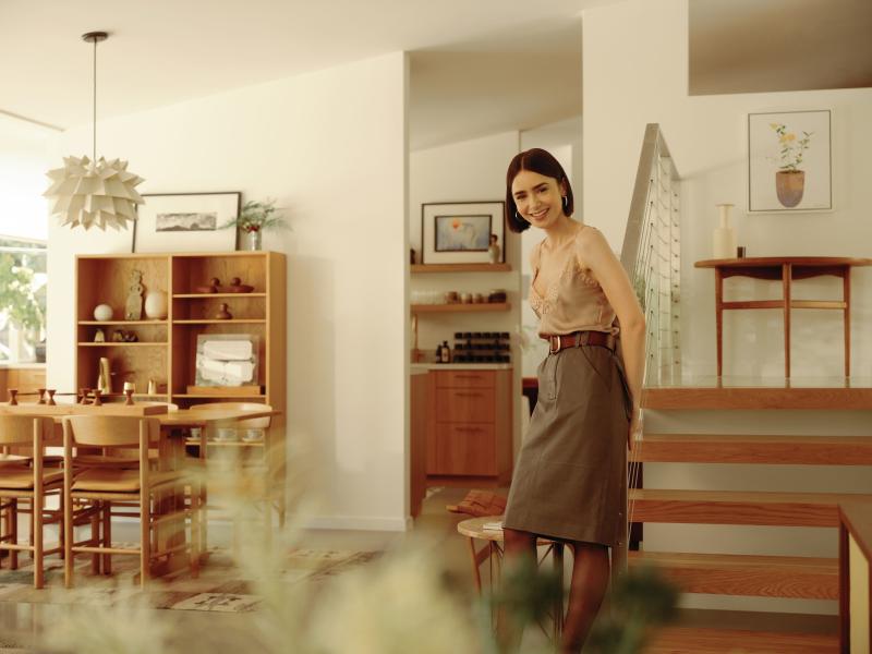 Lily Collins nha,  Emily in Paris nha,  Case Study House 10,  biet thu Pasadena,  bat dong san Hollywood anh 1