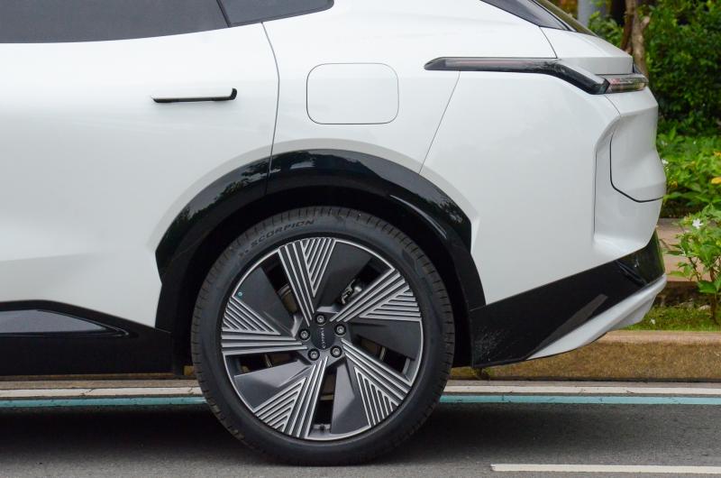 Lynk & Co 08 anh 9