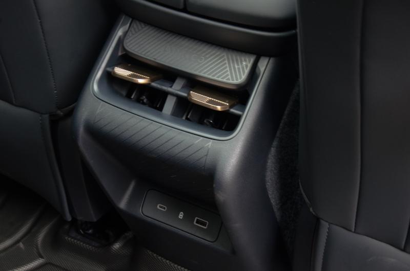Lynk & Co 08 anh 22