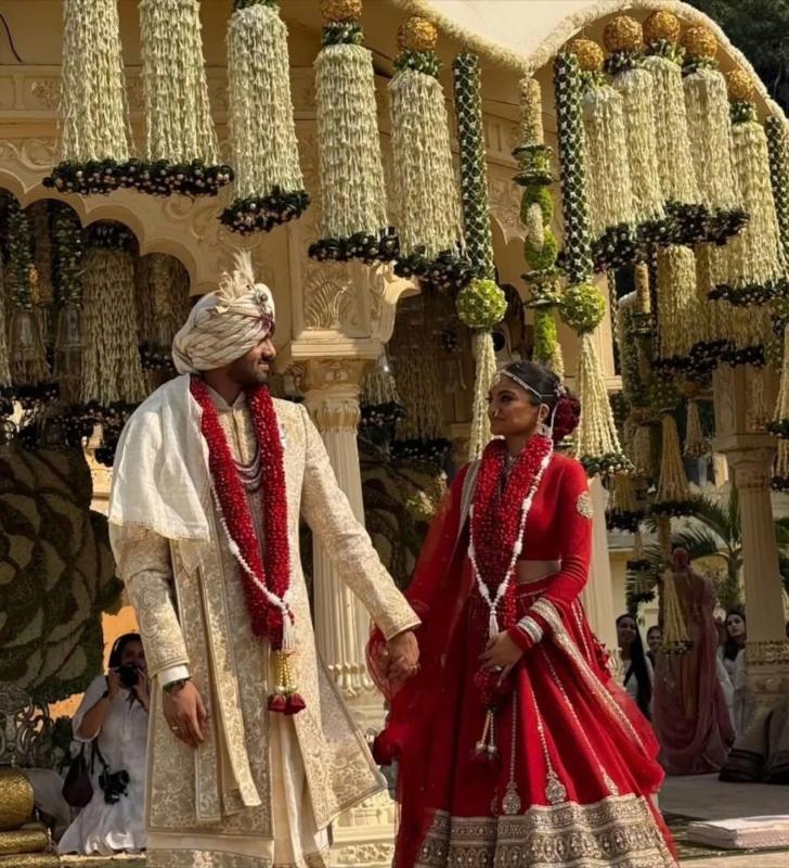 dam cuoi,  Netra Mantena,  cuoi,  Jennifer Lopez,  Vamsi Gadiraju,  Rama Raju Mantena anh 2