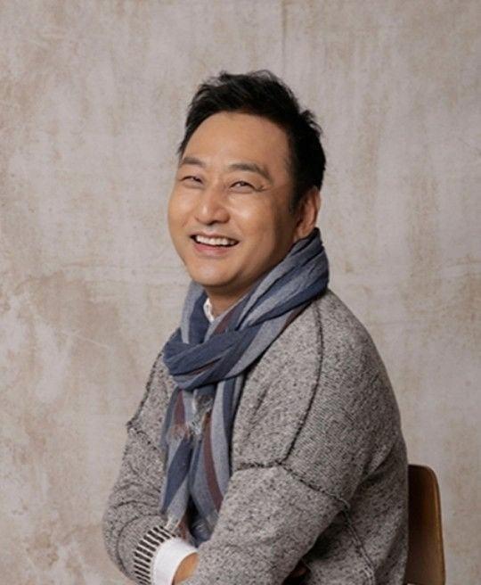 Kim Soo Yong anh 1