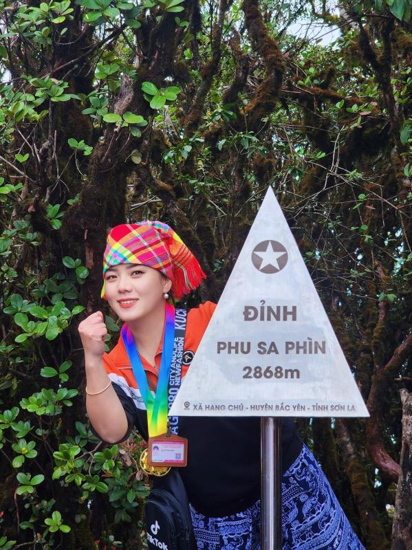 Phu Sa Phin anh 3