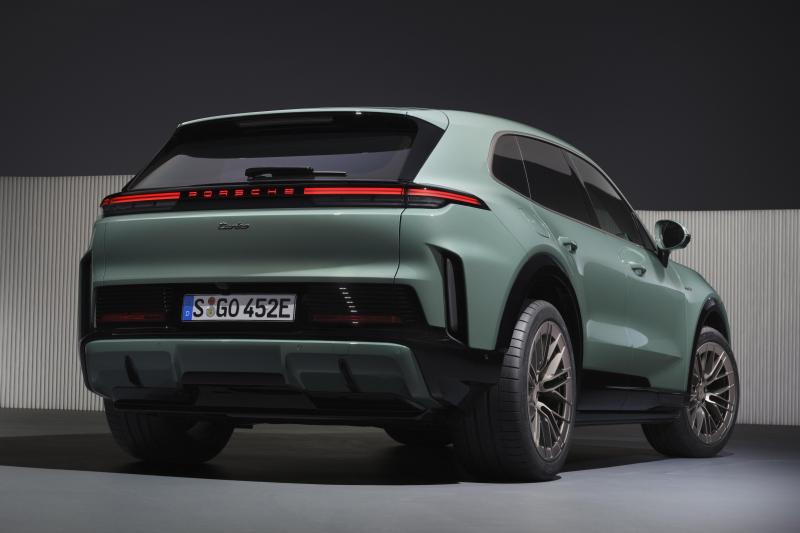 porsche,  porsche cayenne,  cayenne electric,  cayenne turbo,  cayenne turbo electric,  suv,  thuan dien,  xe dien,  ev anh 2