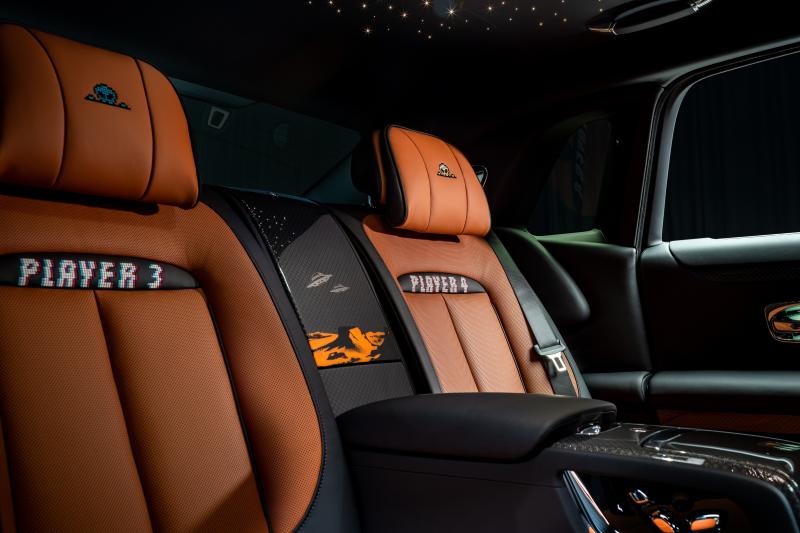 rolls-royce,  ghost,  black badge,  ghost black badge,  black badge ghost,  gamer,  ghost gamer,  xe sieu sang,  thua rieng,  bespoke anh 5