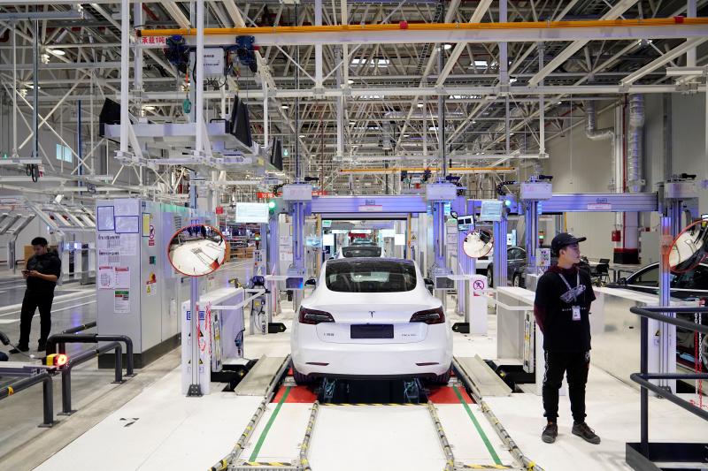 tesla,  my,  trung quoc,  phu tung,  xe dien,  ev,  gm,  general motors anh 2