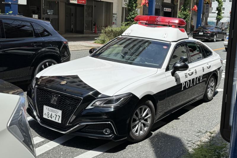 canh sat,  nhat ban,  toyota,  toyota crown,  crown sport anh 9