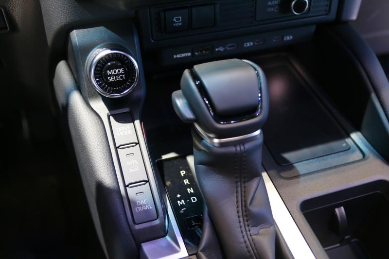 Land Cruiser FJ ra mat,  Toyota Viet Nam,  SUV dia hinh anh 8