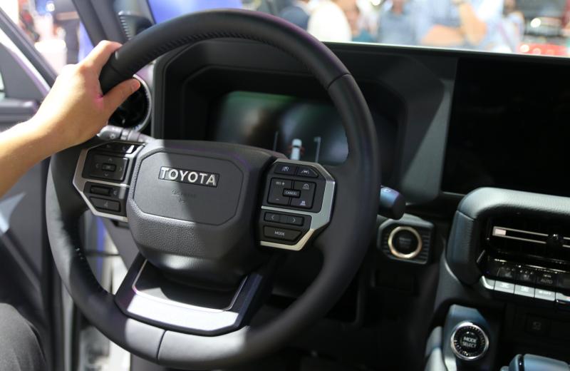 Land Cruiser FJ ra mat,  Toyota Viet Nam,  SUV dia hinh anh 7