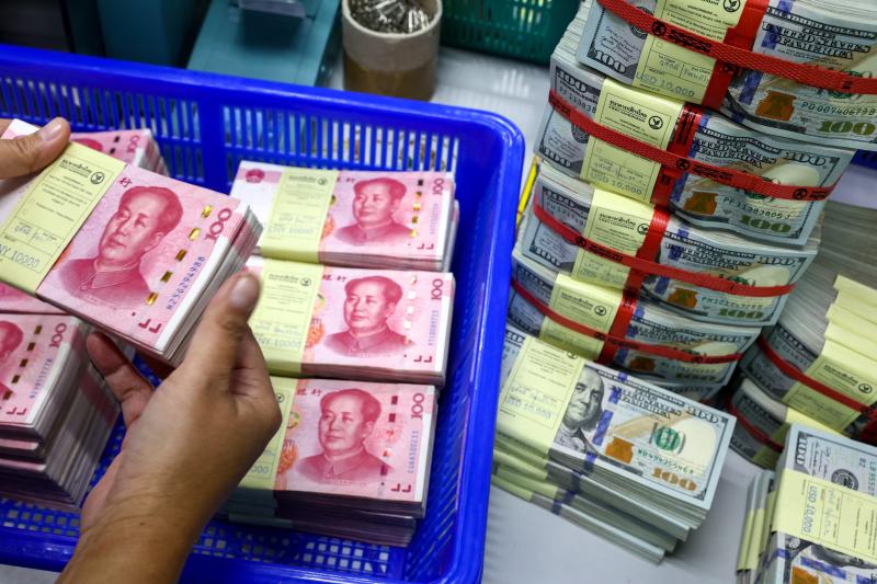 My thuc day USD,  dong USD anh 1