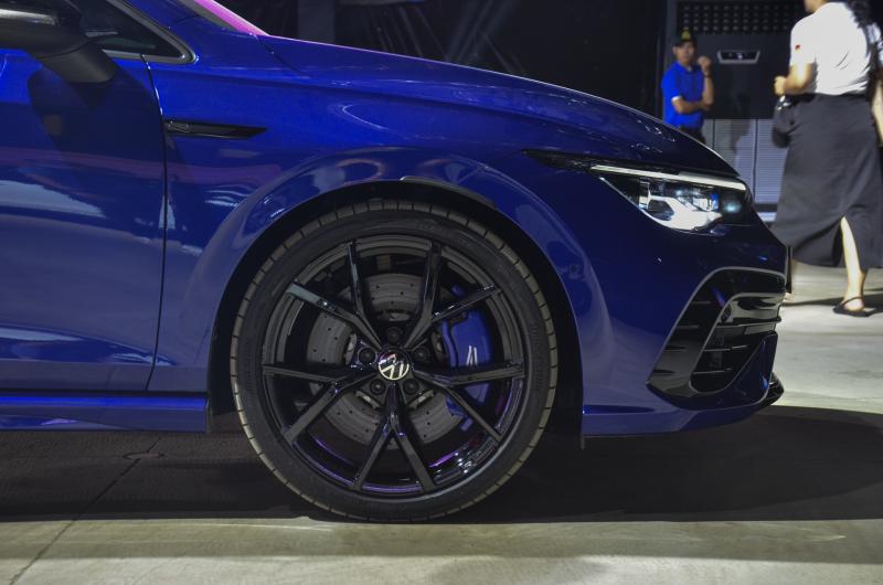 Volkswagen Golf R Performance anh 8