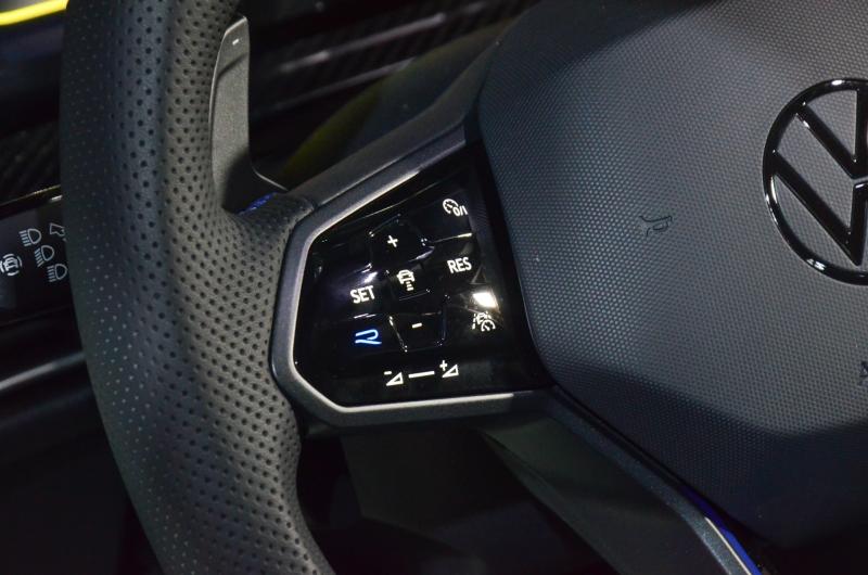 Volkswagen Golf R Performance anh 12