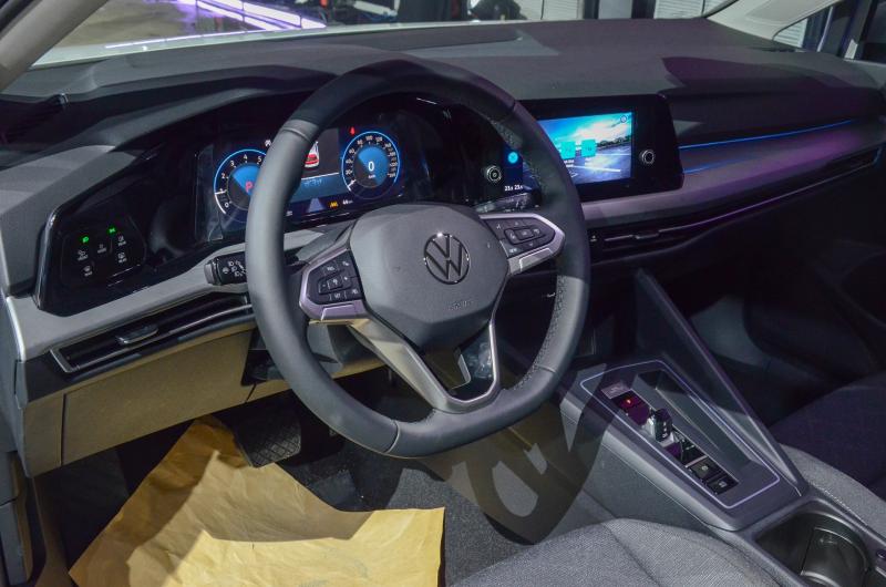 Volkswagen Golf anh 2