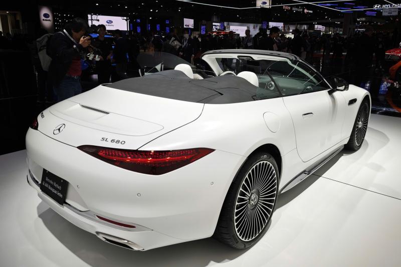 Mercedes-Maybach SL 680 anh 6