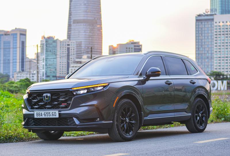 Xe hybrid giam gia anh 2