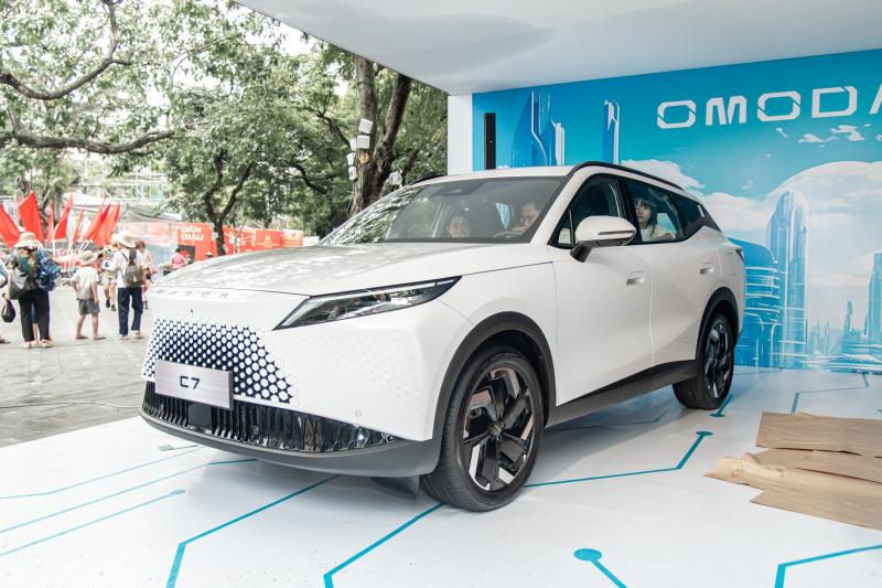 Xe sap ra mat,  SUV co C,  Mitsubishi Destinator anh 4