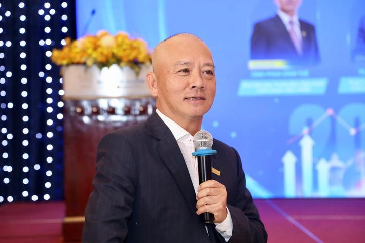 gia nha anh 1