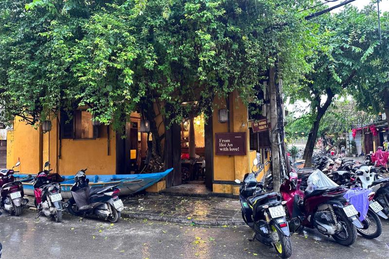 Hoi An mua lu anh 16