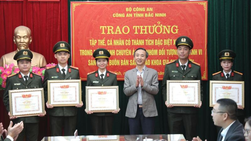 Sach gia anh 3