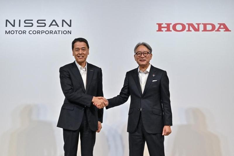 Honda va Nissan anh 1