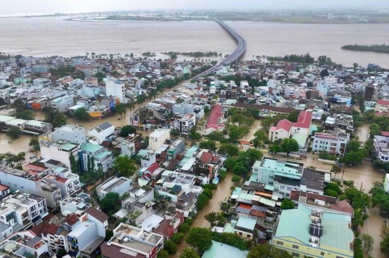 mua bao,  Khanh Hoa bi lu,  Dak Lak, Gia Lai anh 1