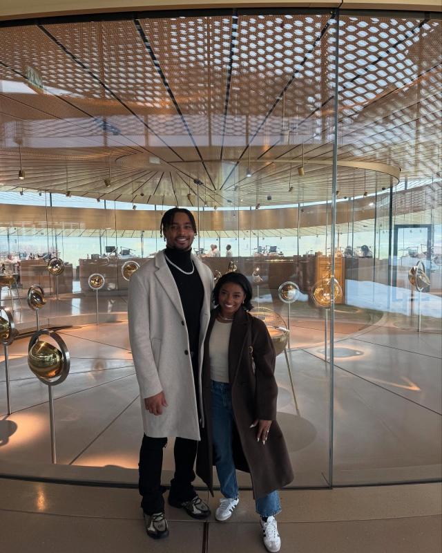 Simone Biles dong ho,  Audemars Piguet Simone Biles,  dong ho Simone Biles,  the duc dung cu,  dong ho Royal Oak anh 7