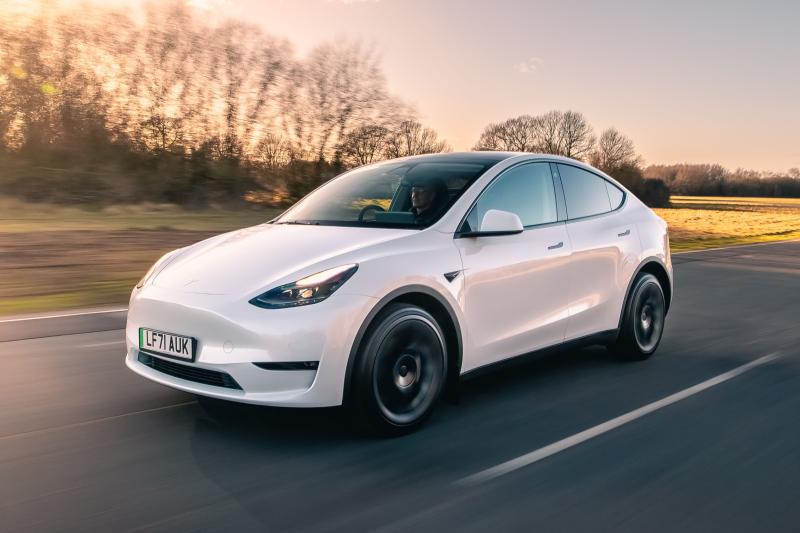 kem tin cay,  duc,  tesla anh 4