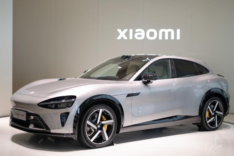 sedan dien Xiaomi anh 1
