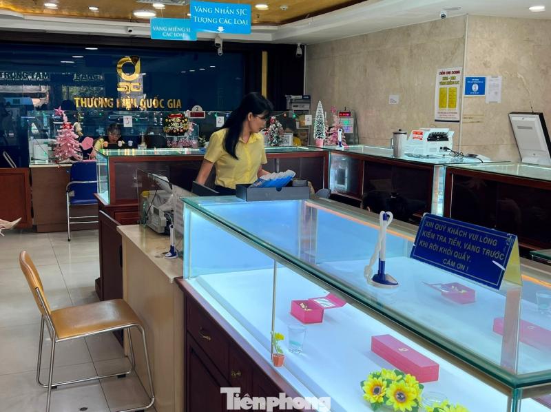 gia vang hom nay anh 2