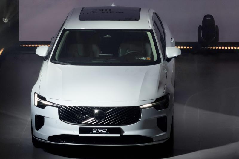 Volvo anh 16