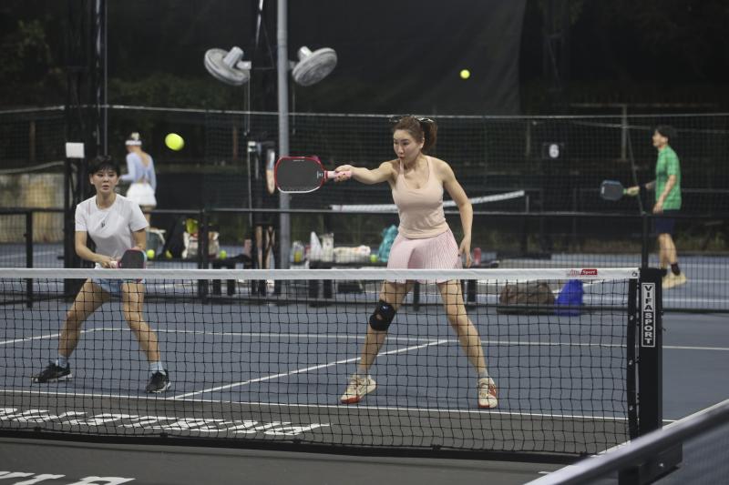 vot pickleball,  pickleball viet nam,  tieu thu vot pickleball,  trao luu pickleball anh 3