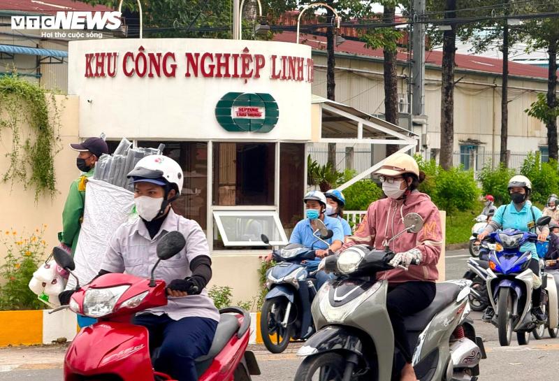 gia thuc pham,  doi song cong nhan,  mua thuc pham anh 1