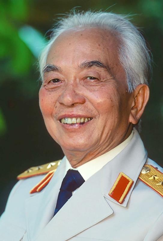 Vo Nguyen Giap anh 2