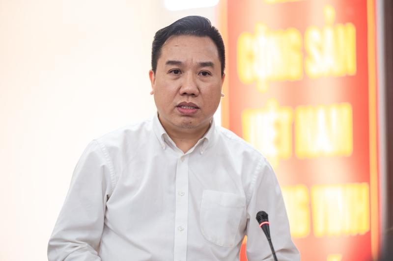 Giai thuong Sach Quoc gia anh 5