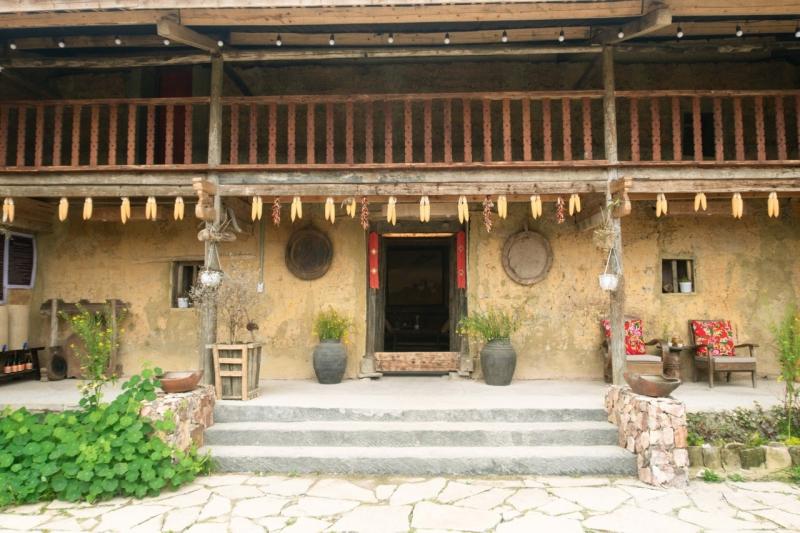 Ha Giang,  Lo Lo Chai anh 14
