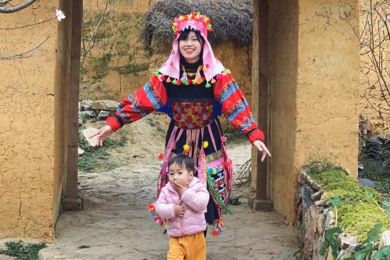 Ha Giang,  Lo Lo Chai anh 1