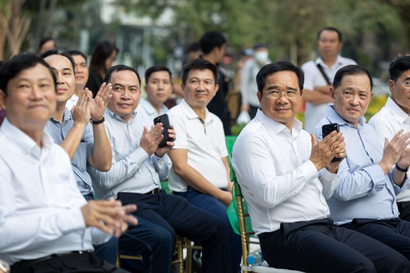 cong vien tren dat vang anh 8