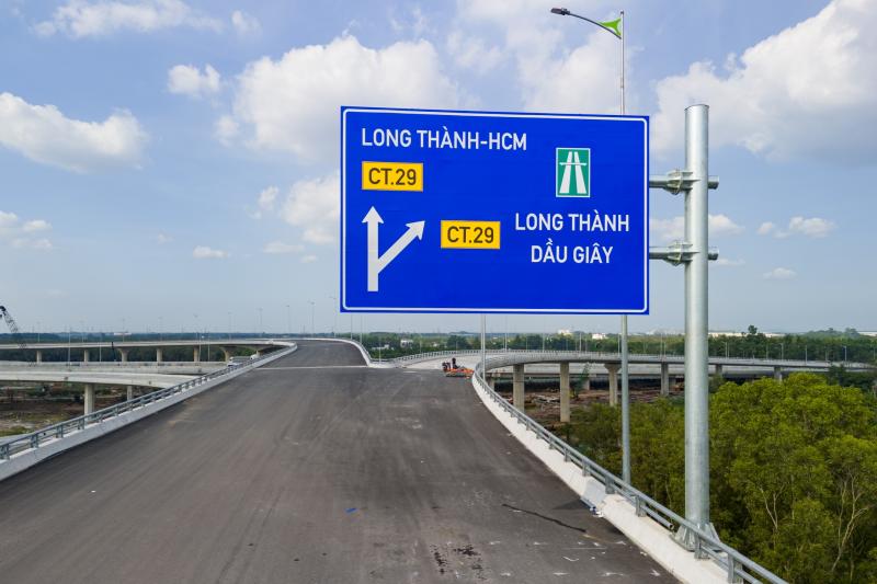 san bay long thanh anh 5