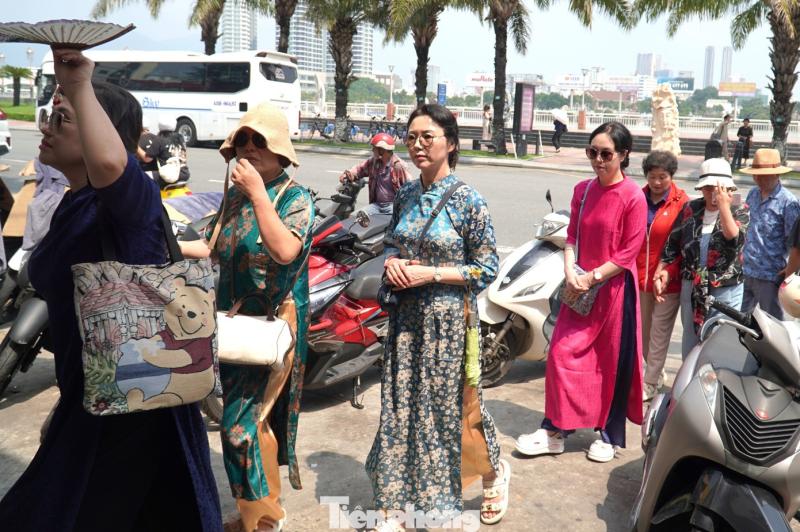 ao dai anh 24