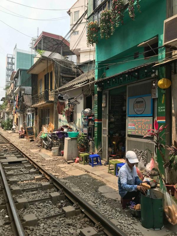 duong tau,  ca phe duong tau anh 4