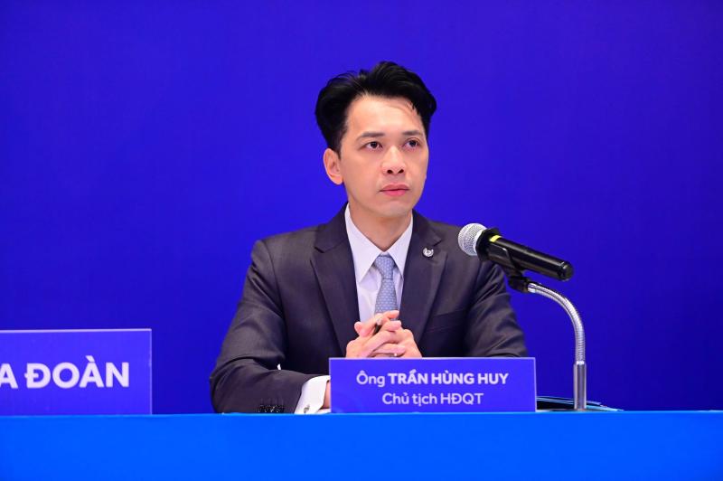 doanh nhan anh 1