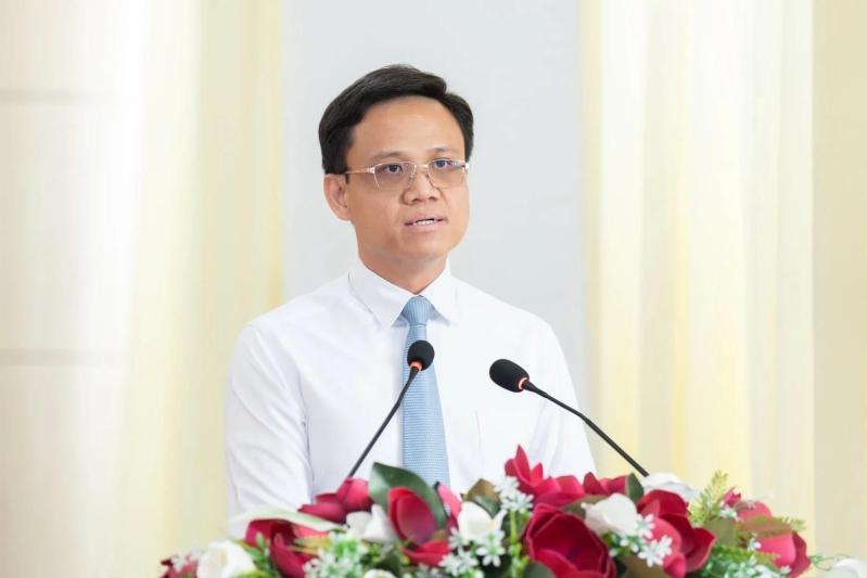 doanh nhan anh 5