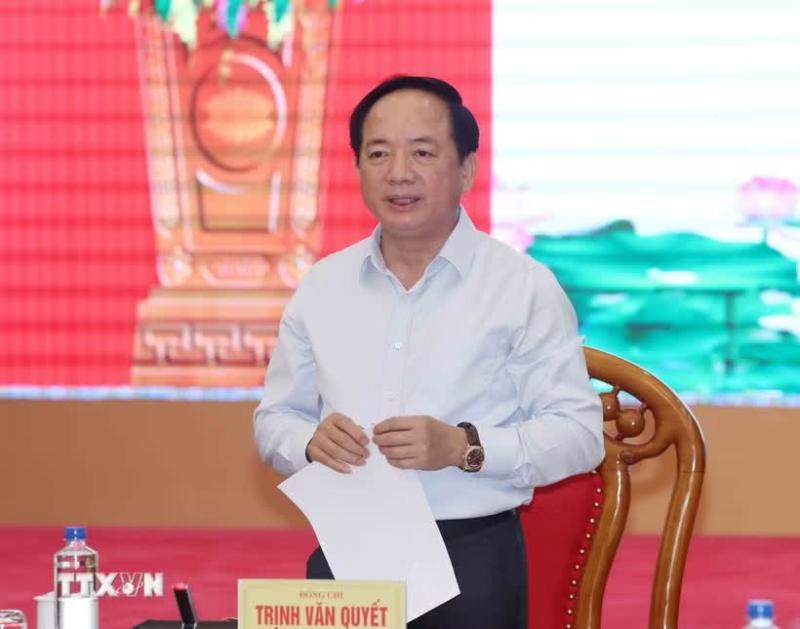 bao chi anh 1